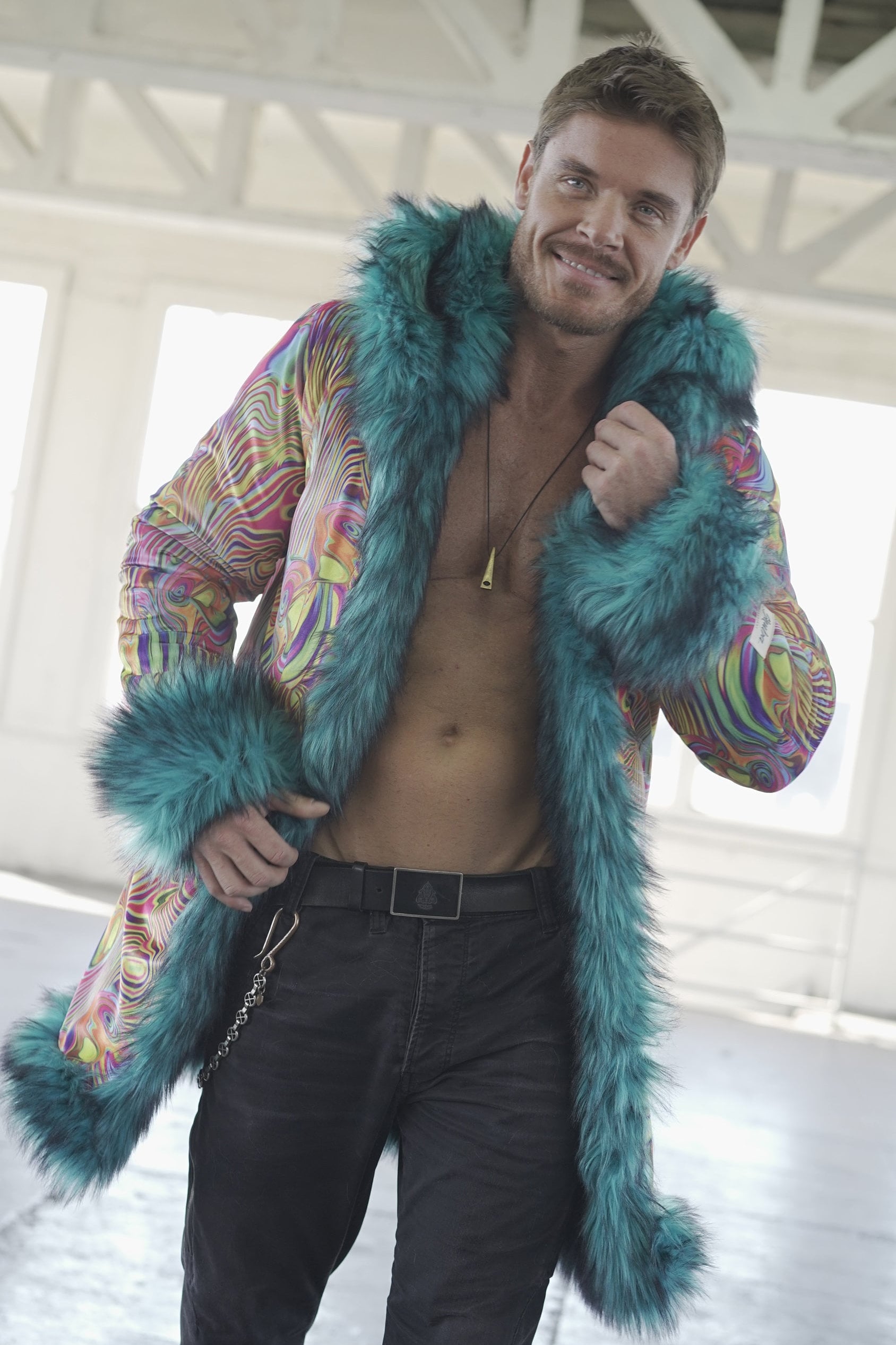 COSMIC RAVE Fur Coat