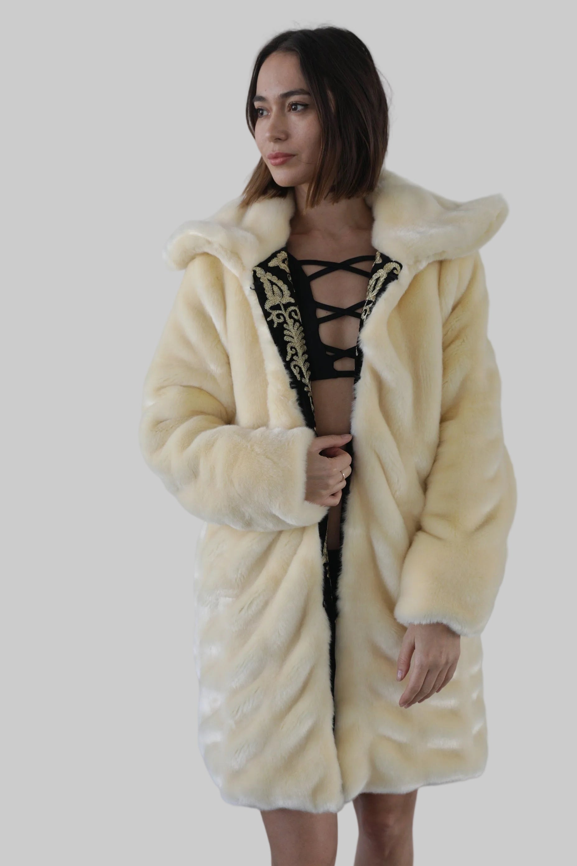 Alive Embroidery Fur Coat