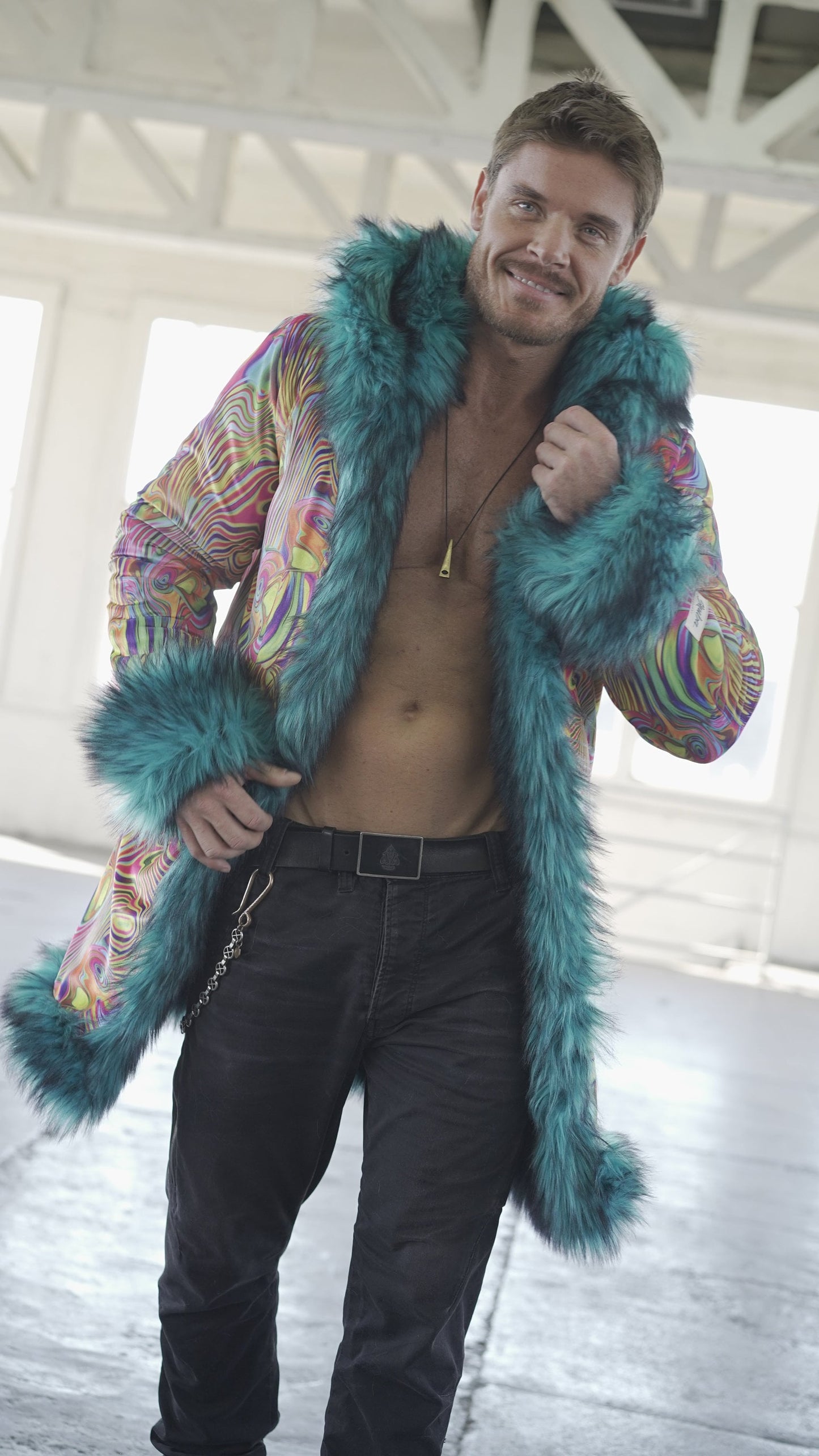 COSMIC RAVE Fur Coat