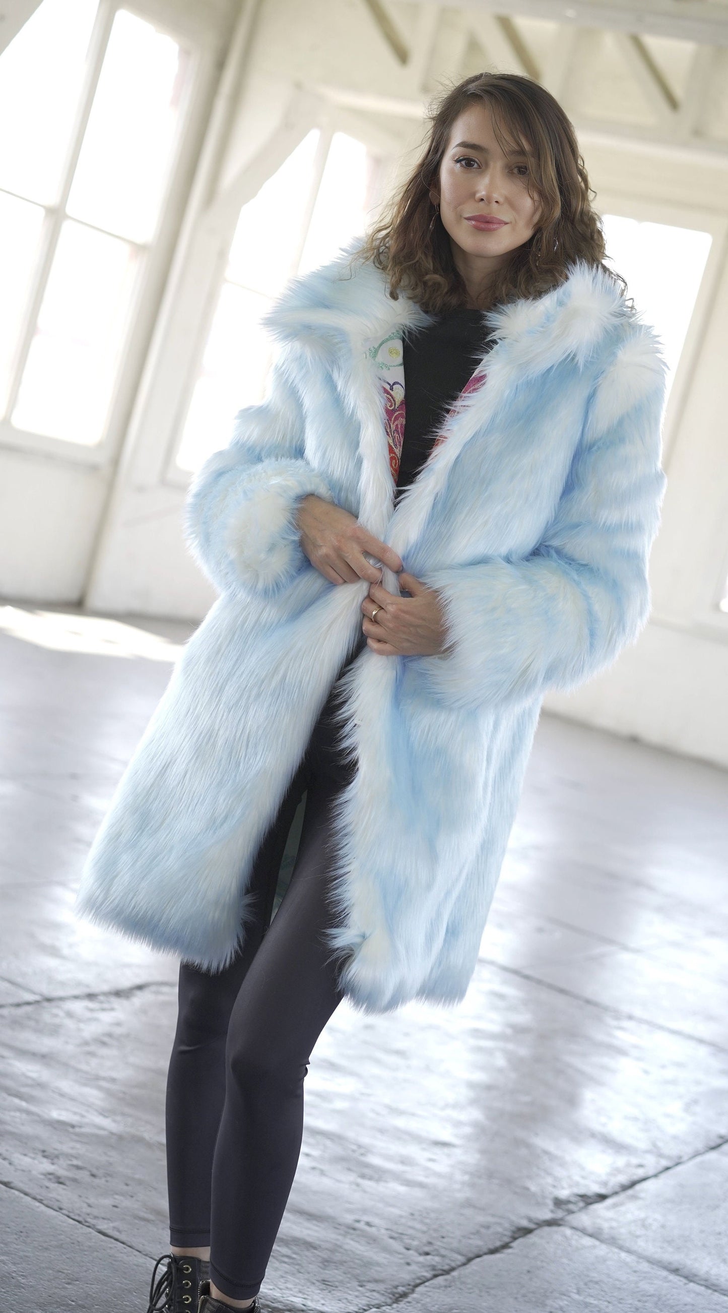 BLUE MANDALA Embroidery Fur Coat