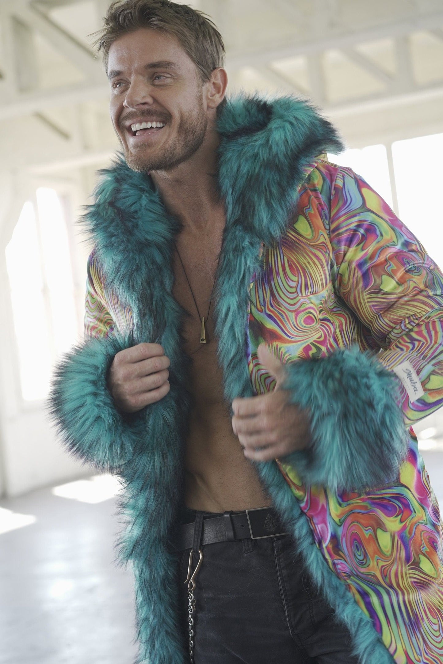 COSMIC RAVE Fur Coat