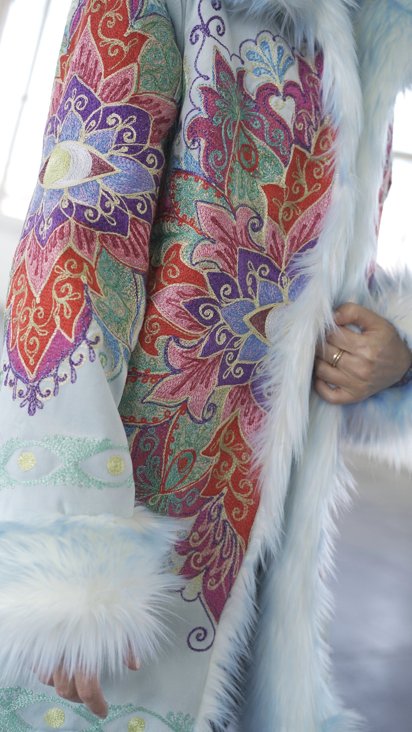 BLUE MANDALA Embroidery Fur Coat