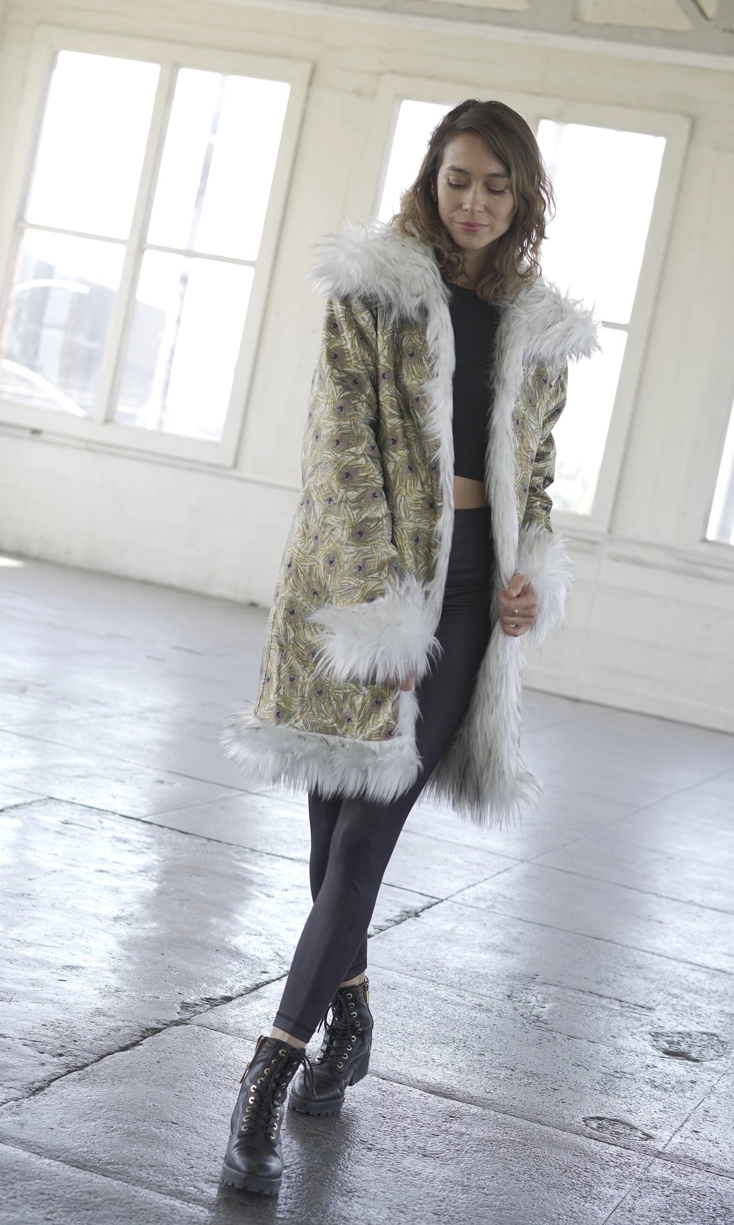 SPRING QUEEN Fur Coat