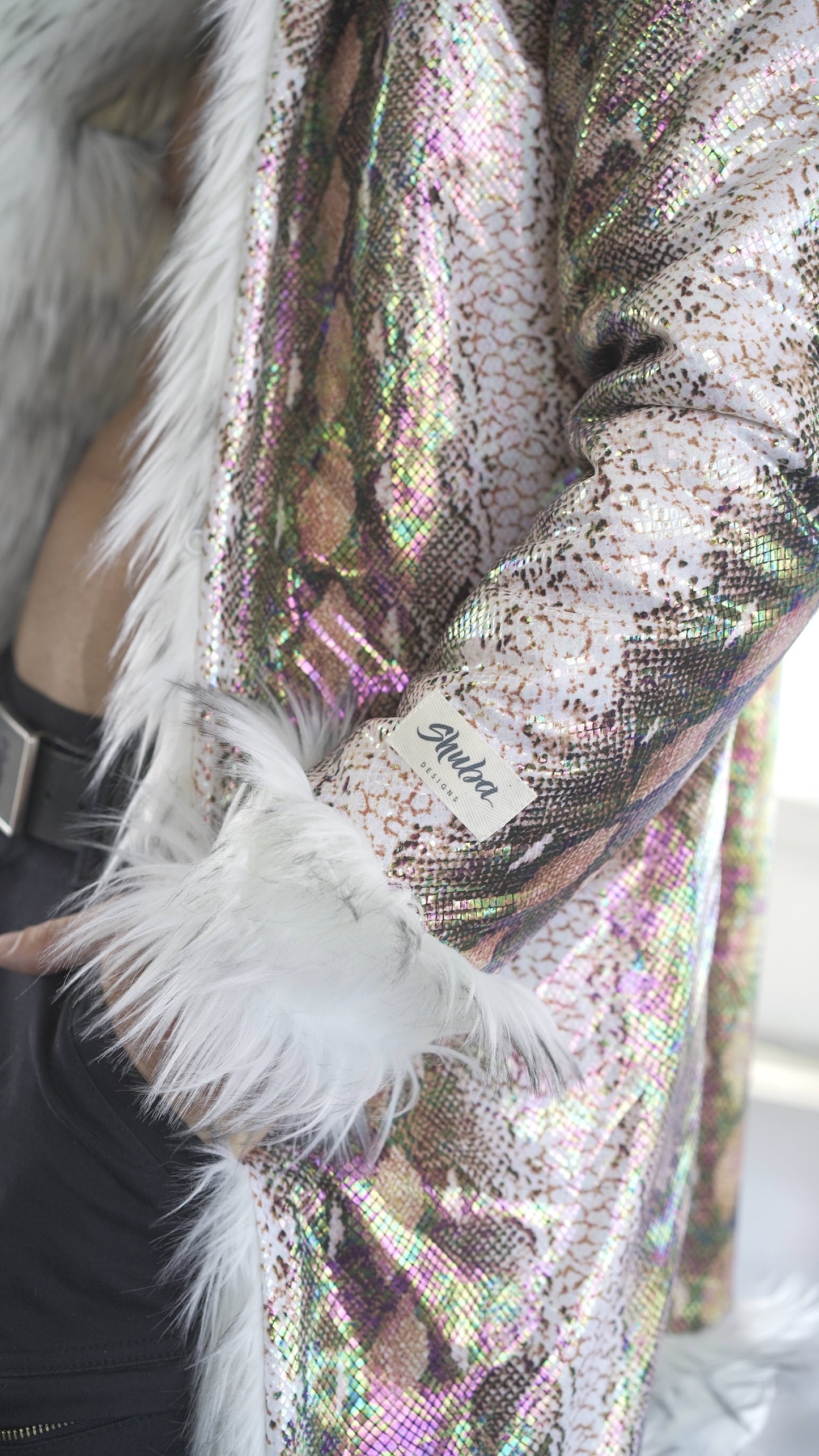 SNAKE IRIDESCENT Fur Coat