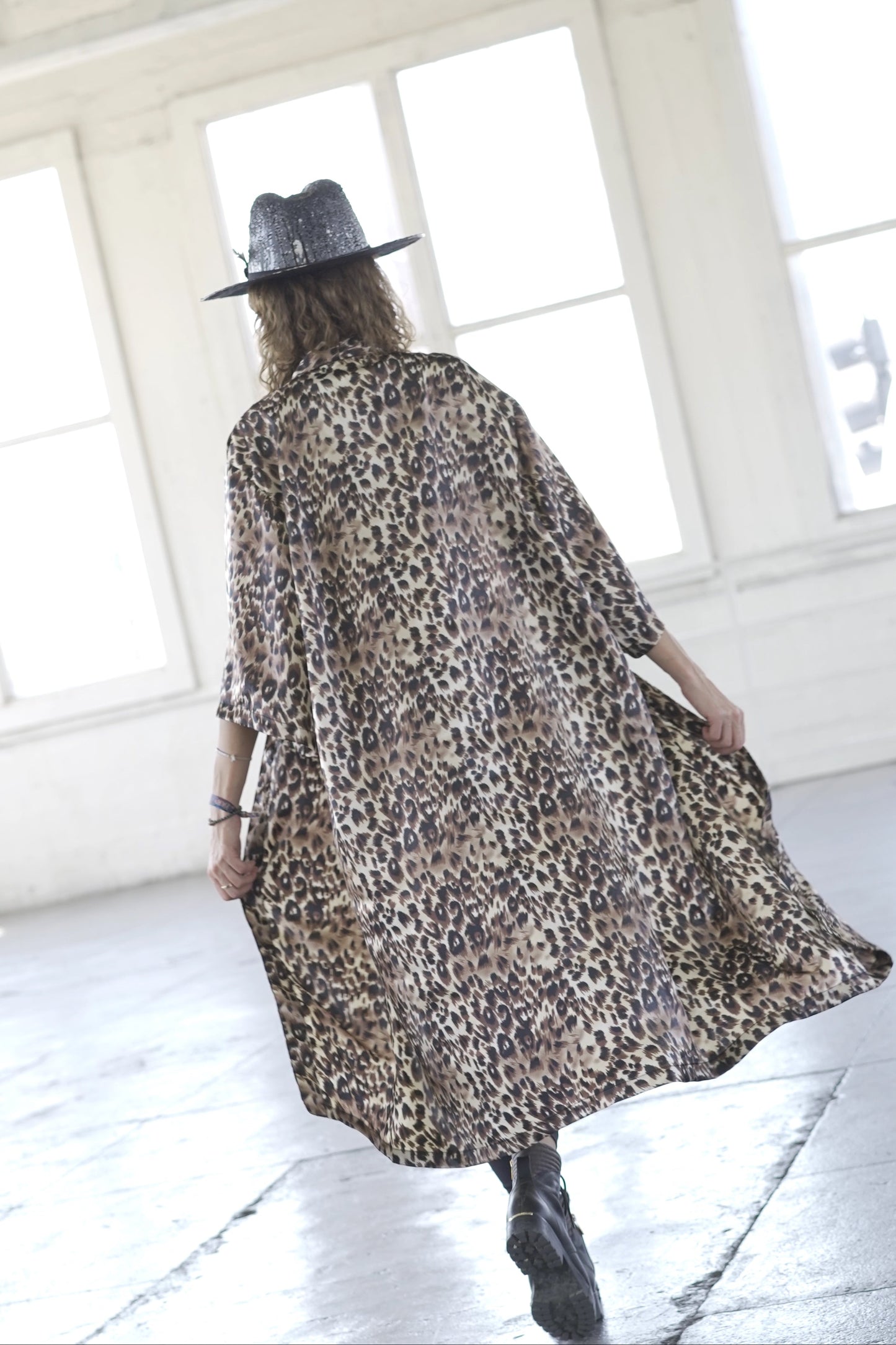 Leo Silky Kimono