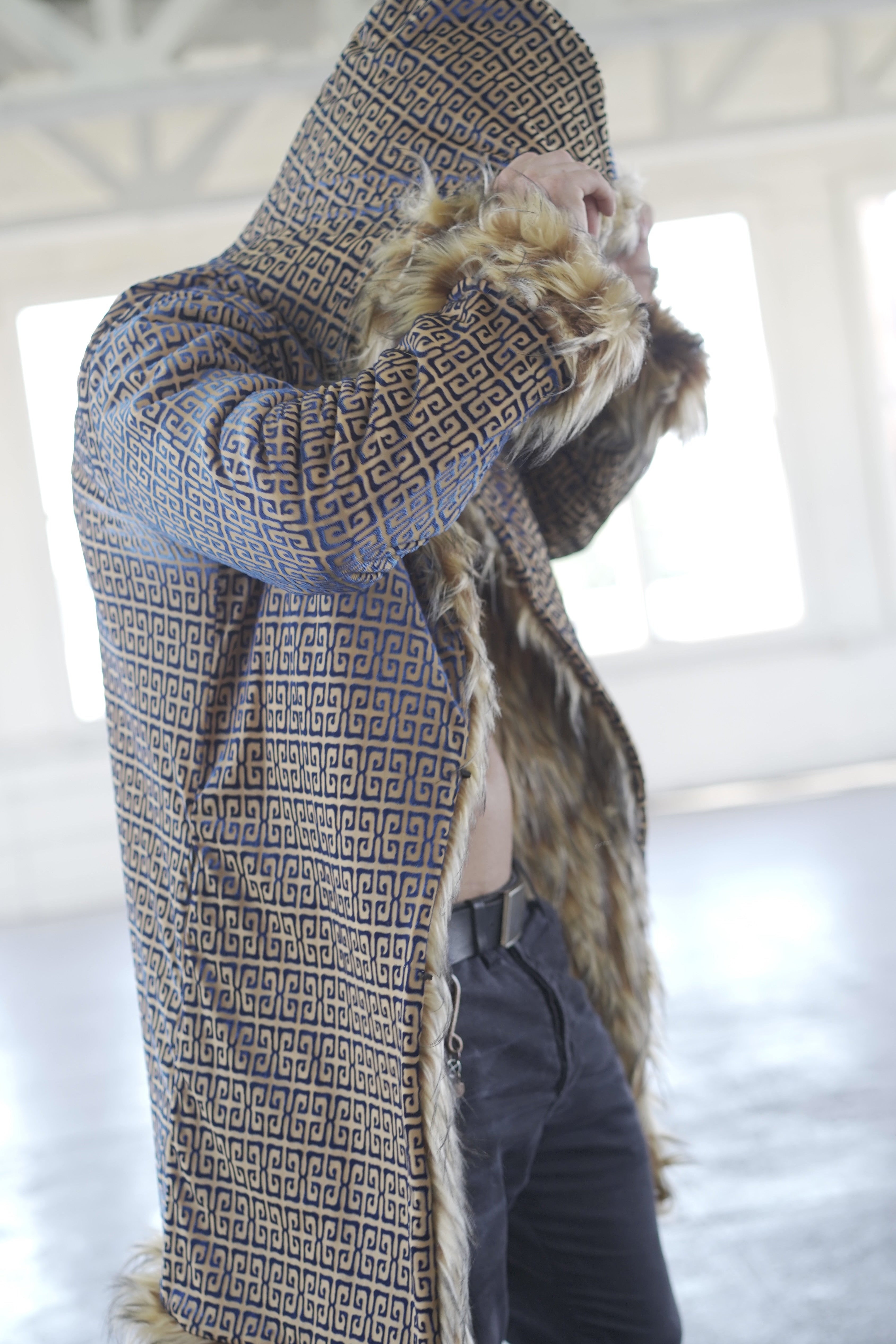 Festival faux fur coat with shimmering lining