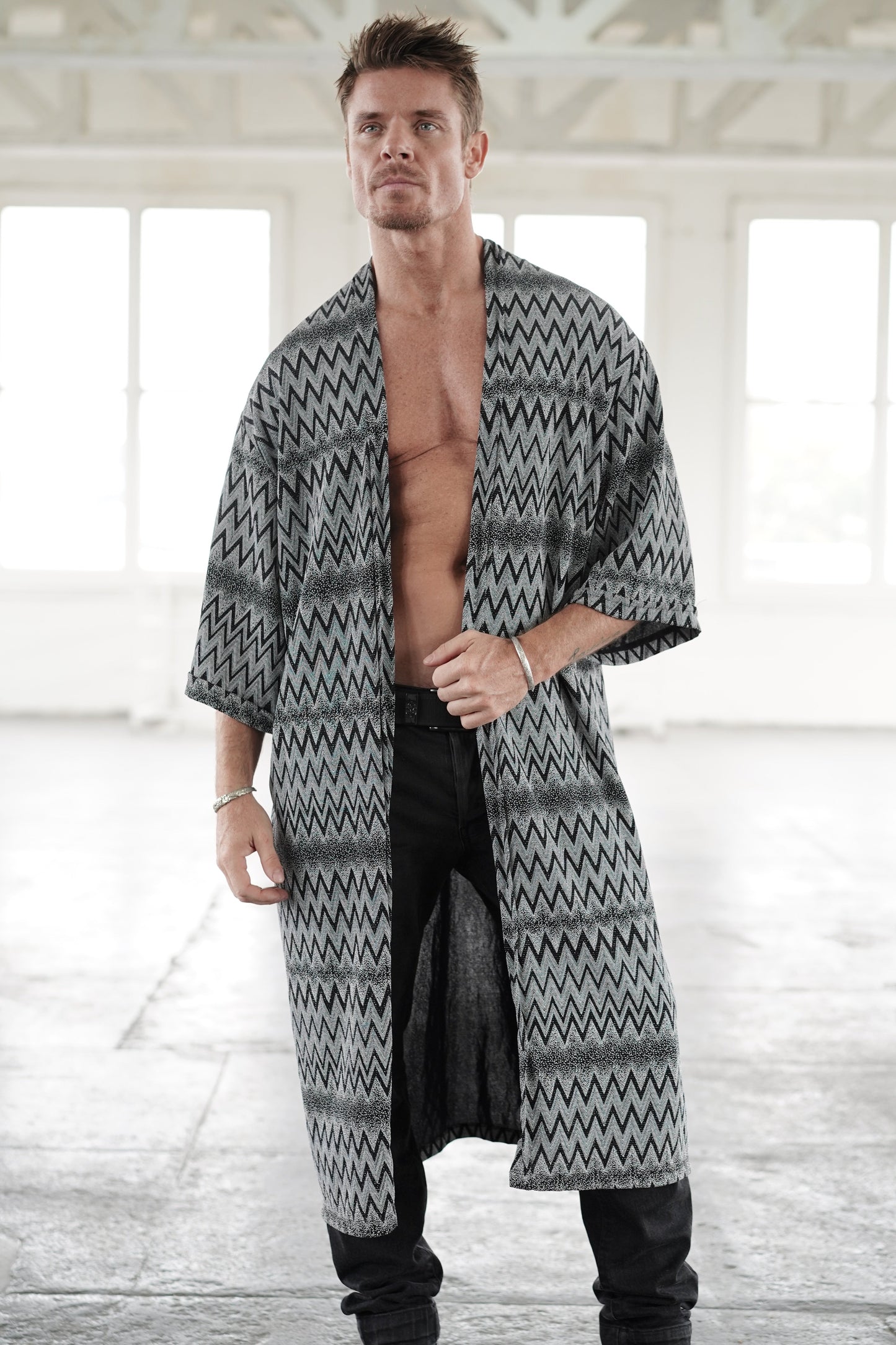 Zig Zag Long Kimono