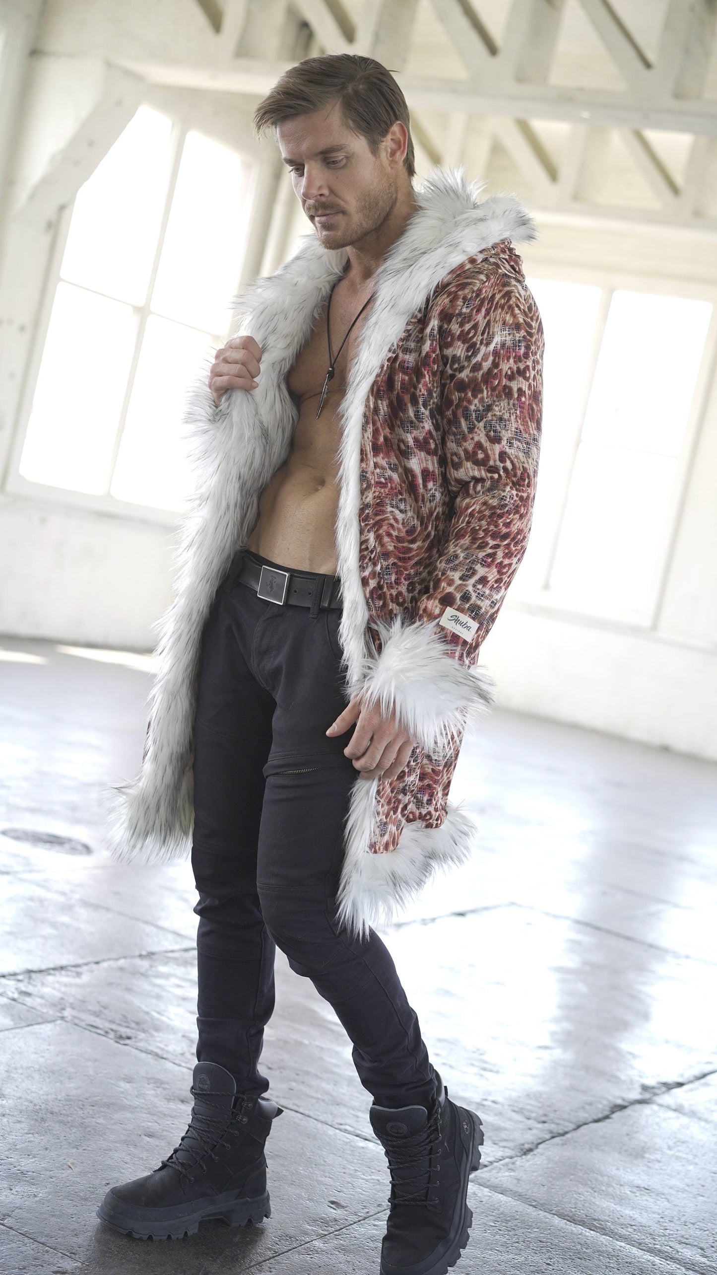 LEO White Fur Coat